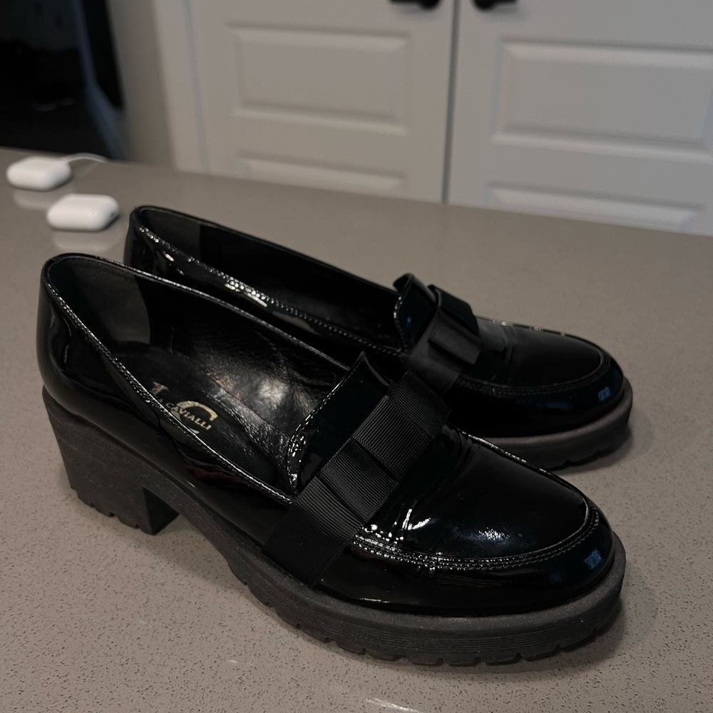 Women’s shoes